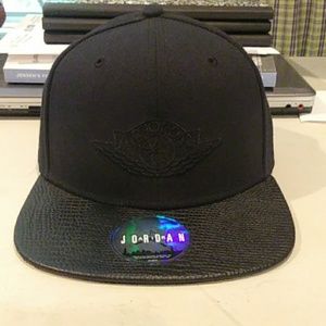 Air Jordan Black Wings Logo Snapback